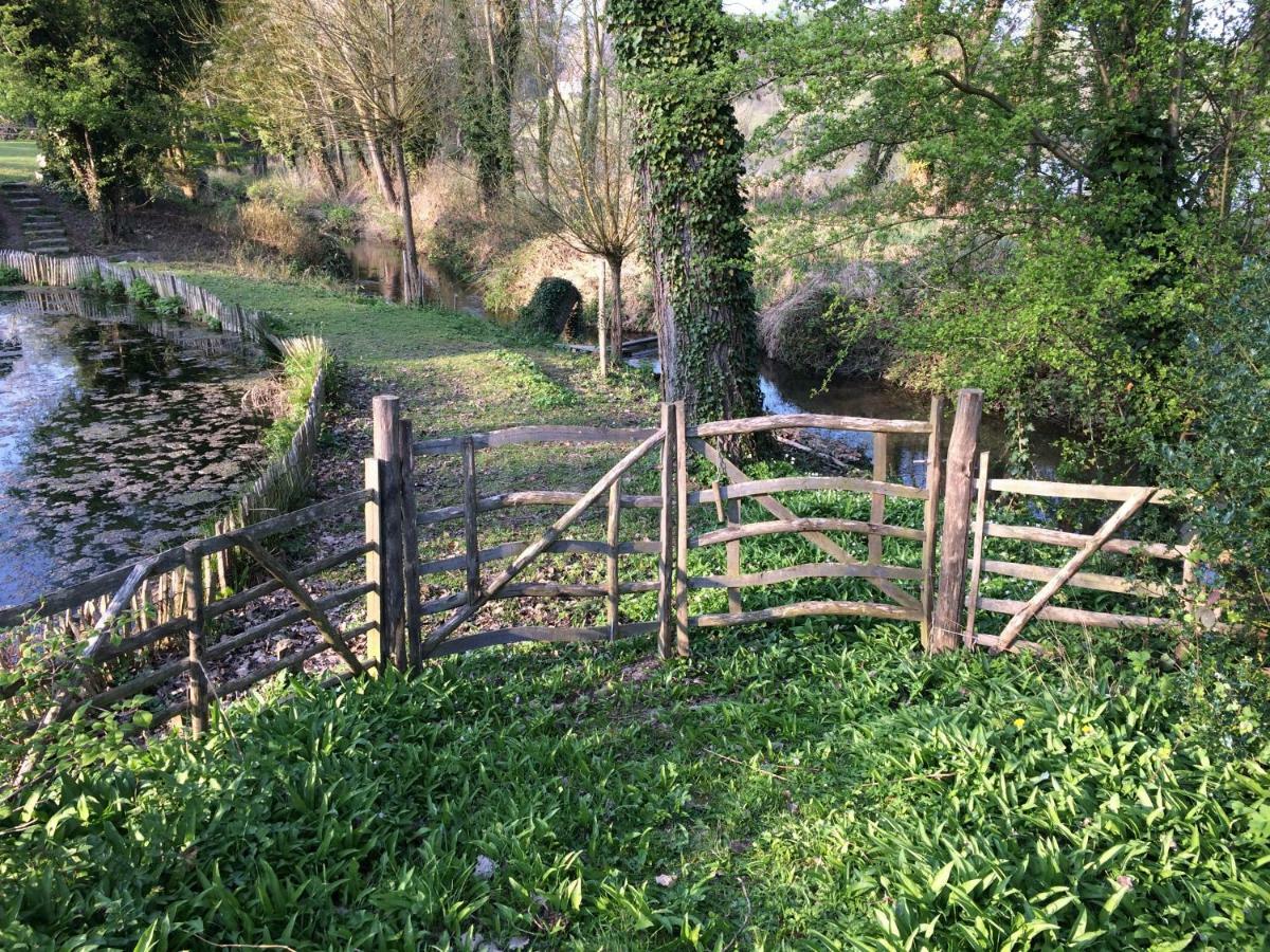 Le Jardin Des Sources Bed and Breakfast Terhulpen Buitenkant foto
